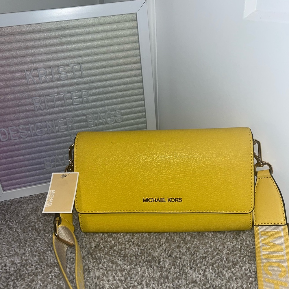 NWT Michael Kors Jet Set Crossbody - Picture 4 of 11